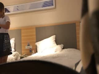 村长搂着寡妇吃奶-狐妖诱爱-成人AV