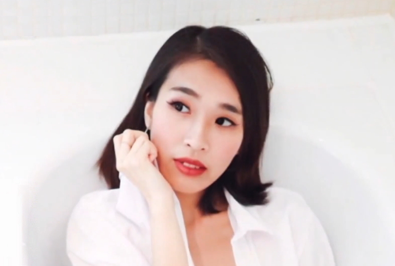 最色人成网-被黑人干了一夜-成人AV