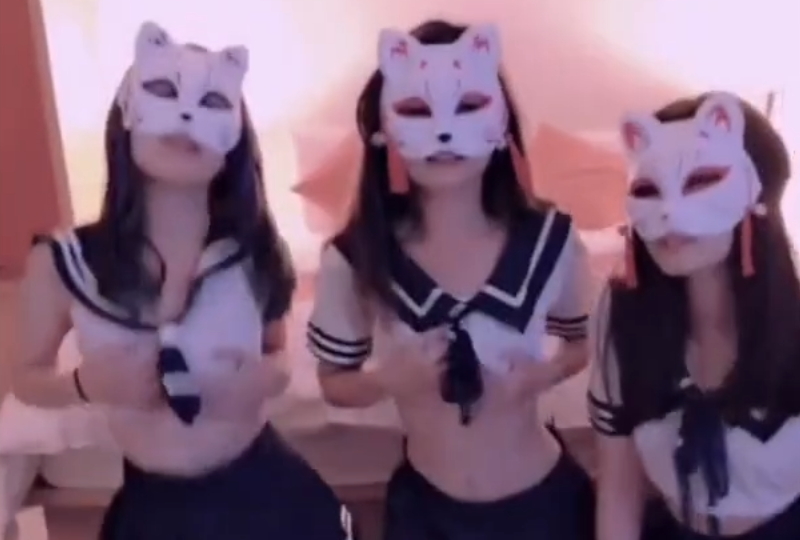 三级影片（艳降勾魂完整版在线播放-国产男男激情-成人AV