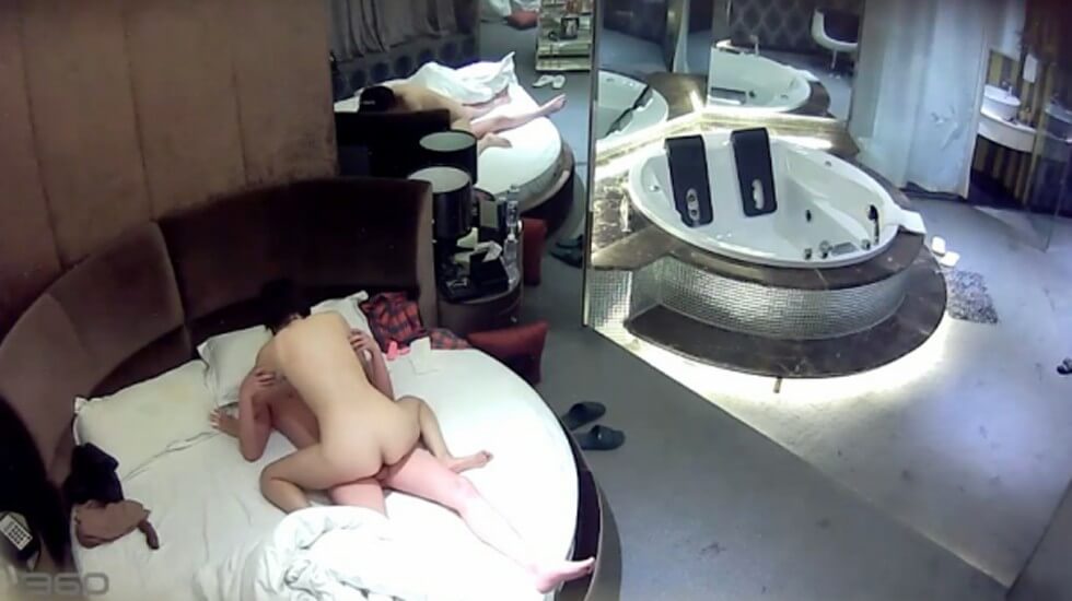 免费在线观看一区二区-欧美性爱一级黄-成人AV