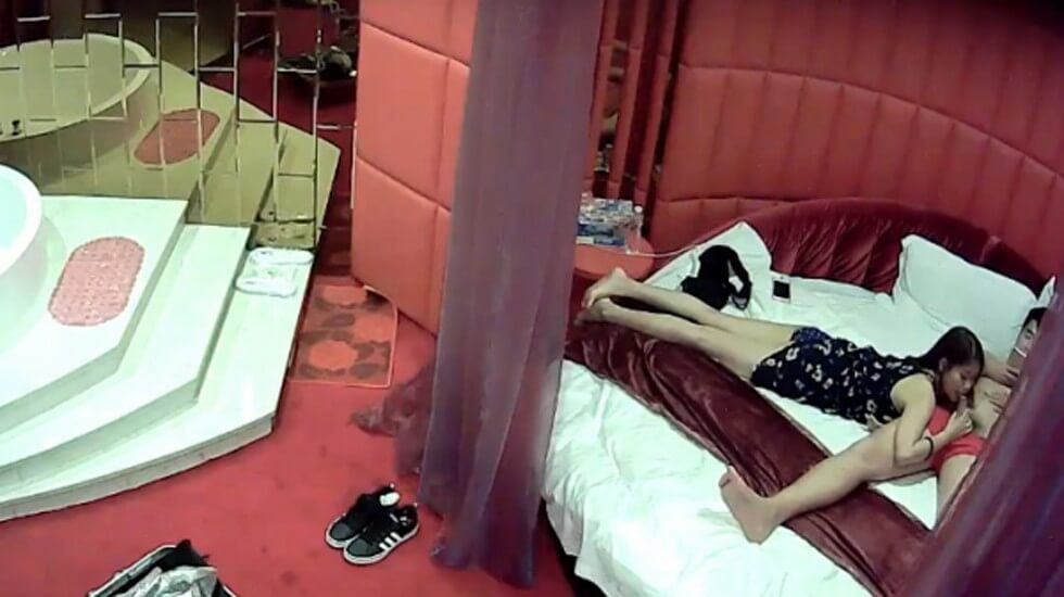 中原镖局第三部免费观看全部-瑞典性开放一级A片-成人AV