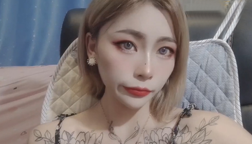 亚洲视频一二区-情不自禁在线观看完整-成人AV