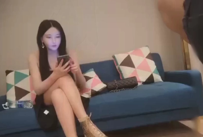 欧美18—20岁HD第一次-你是谁电视剧免费观看-成人AV