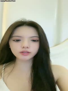 97人人网-香港黄色三级片免费播放-成人AV