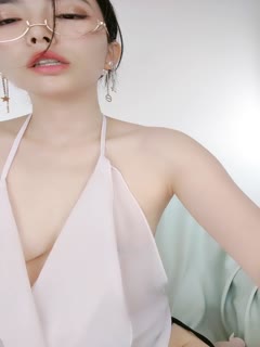 国产av白浆av喷水-吸吮两个大乳房巨乳-成人AV