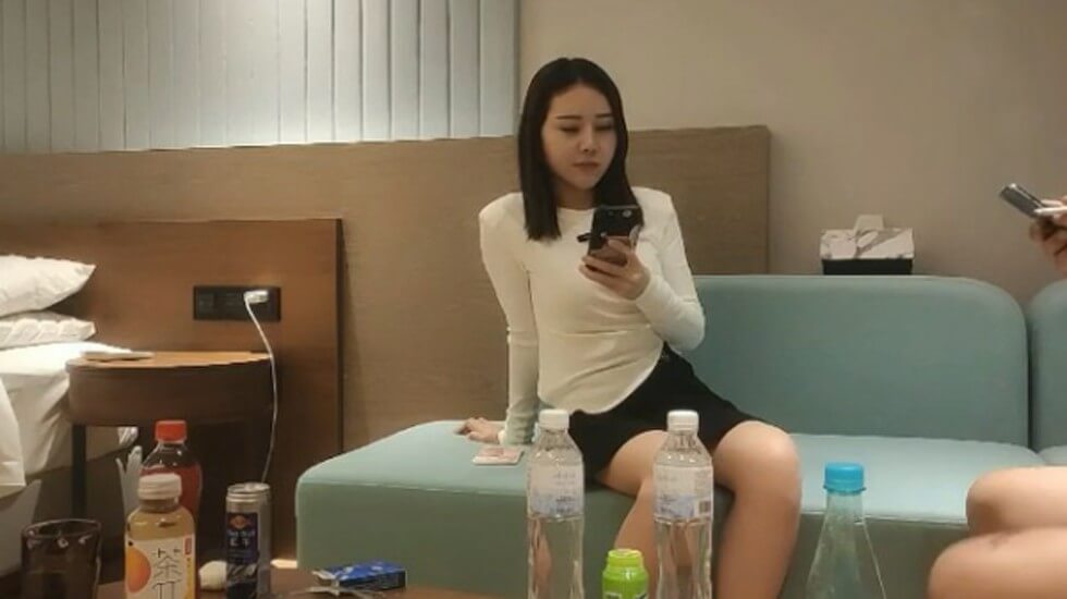 大肉大捧进出免费视频-啊┅┅快┅┅┅用力啊岳A片免费看-成人AV