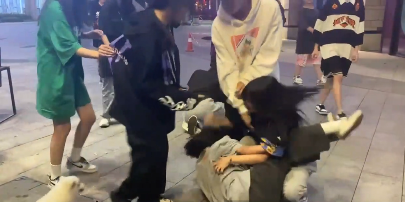 无码三级片精油按摩在线播放-名人明星裸体hdv三级合集-成人AV