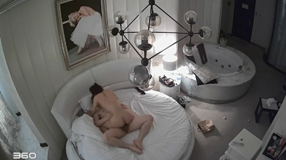 好男人社区www视频观看-糙汉和乖乖女h灌满1v1h-成人AV