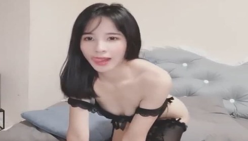 女友的妈妈2017-亚洲欧美偷拍视频一区-成人AV