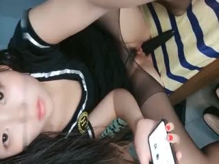 亚洲经典三级-瑜伽少妇插入-成人AV