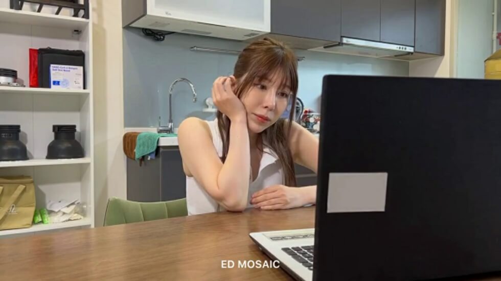 公车诗情-野外bbwbbw高潮-成人AV