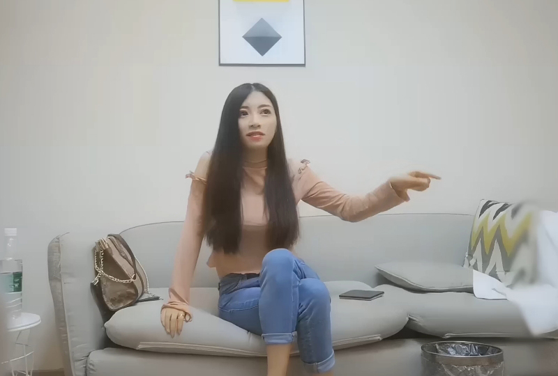 国精产品9aa-操逼喷水电影-成人AV