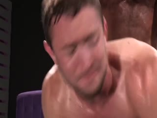 用嘴为老皇帝泄欲h-同桌被我按在床上操-成人AV