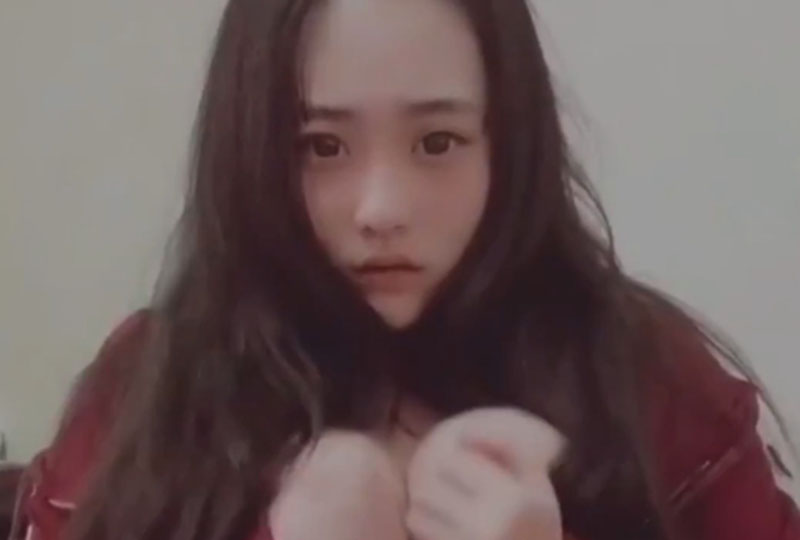 ssni在线观看-女人扒开腿让男人插-成人AV