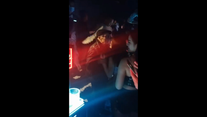 三年片大全免费观看-c了瑜伽老师嗷嗷叫一节课视频-成人AV