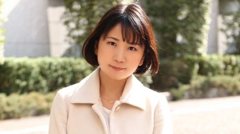 宝贝对着镜子尿h-日本片免费60分钟-成人AV