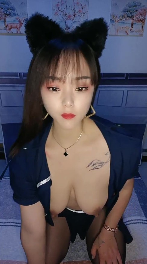 黄色大片多人交换-女主被色鬼侵犯高h-成人AV