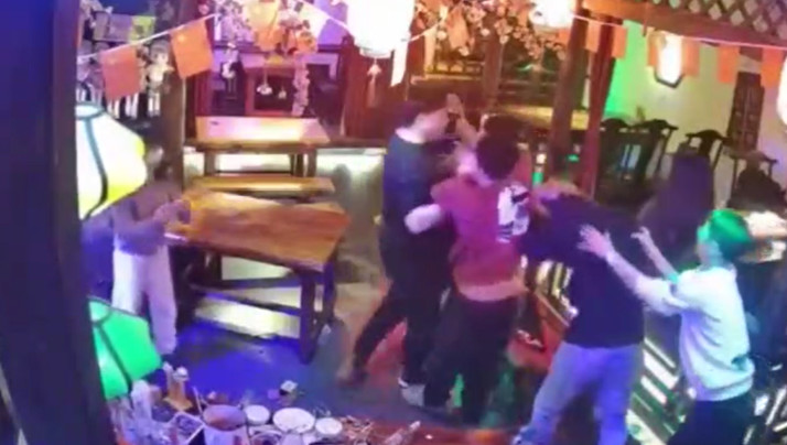 女人大阴蒂被添全过程男人裸体-明星a∨无码-成人AV